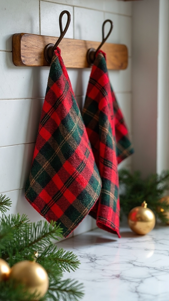 classic festive plaid kitchen towels