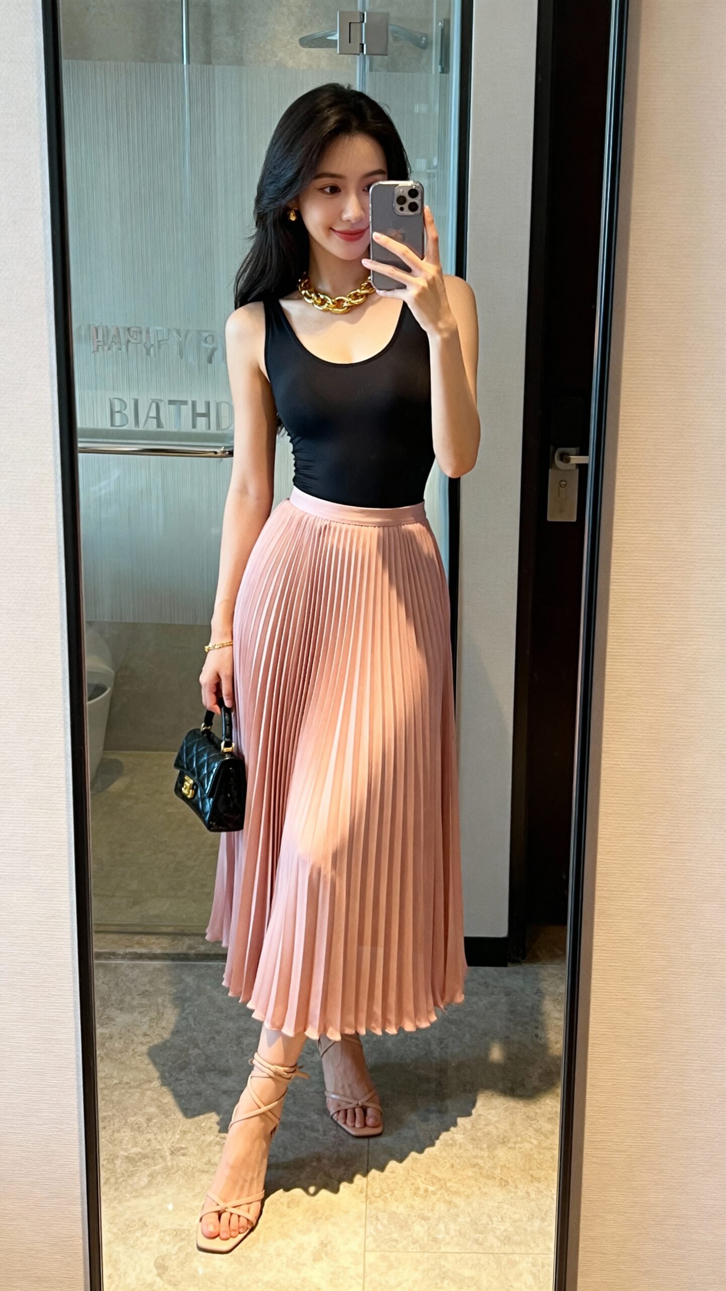 sophisticated structured versatile airport style